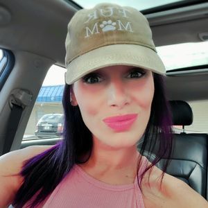 Meet your Posher, Gina